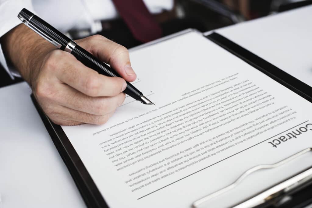 LLC vs. JSC: Choosing the Right Company Formation in Saudi Arabia